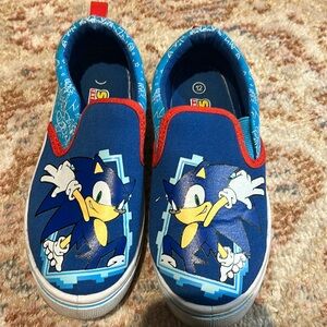 Sonic the Hedgehog slip on’s. Size 12